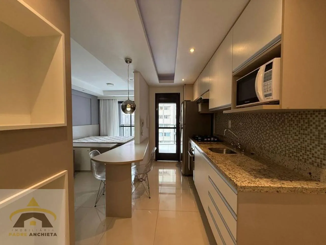 Estudio amueblado de 48 m² en el 15º piso con balcón — photo 15
