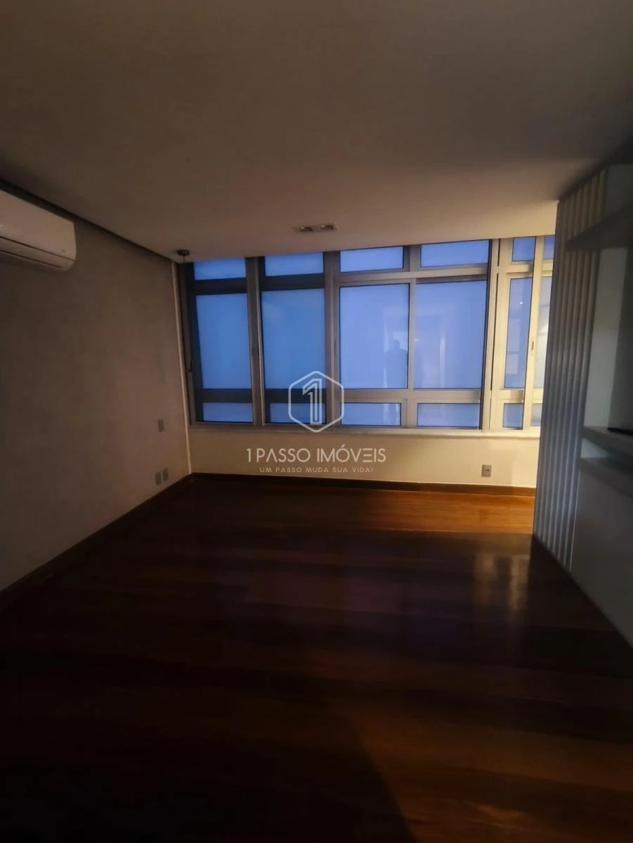 4-bedroom apartment with a water view in Rio de Janeiro — photo 9