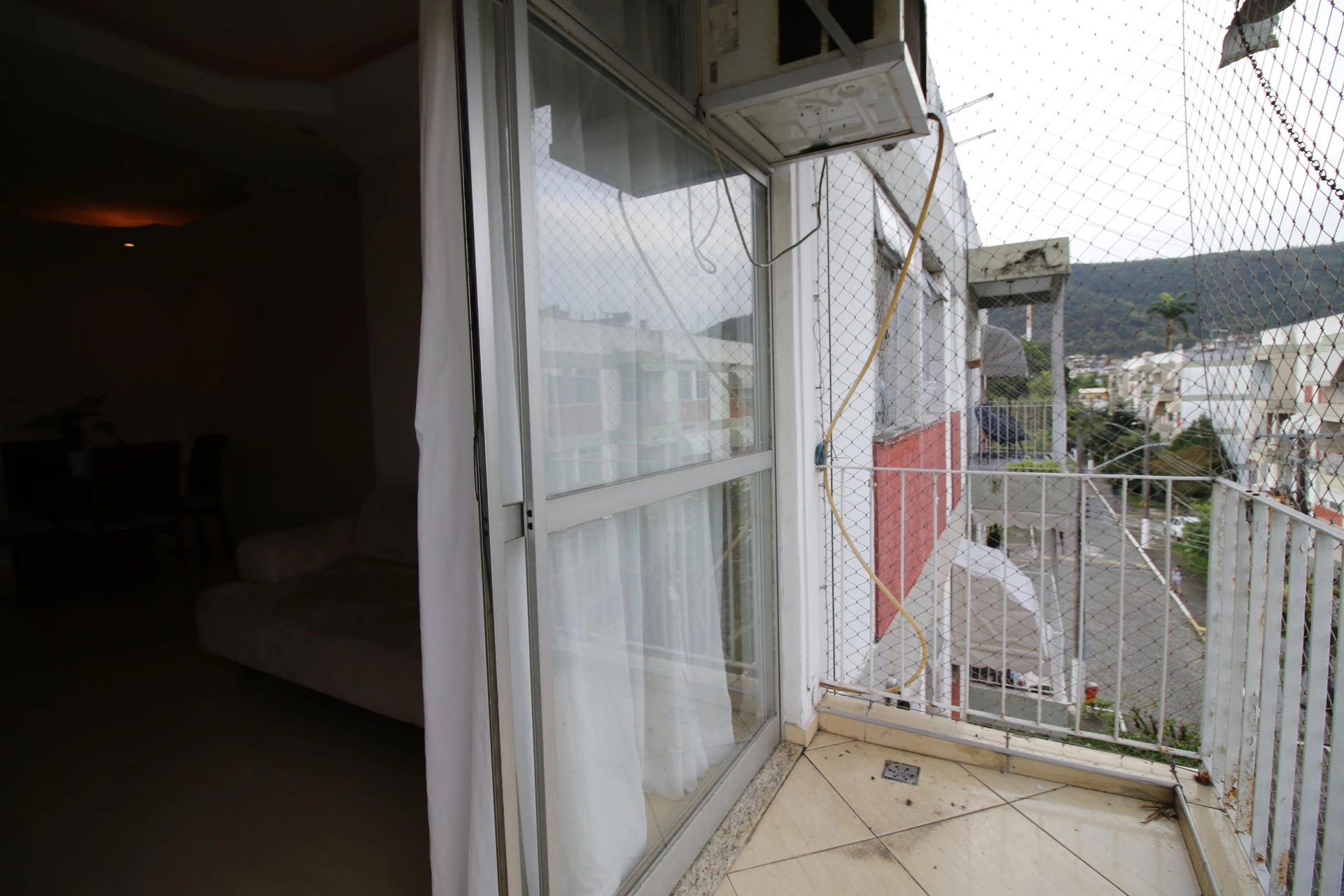 2-bedroom apartment in a building with a pool — photo 25