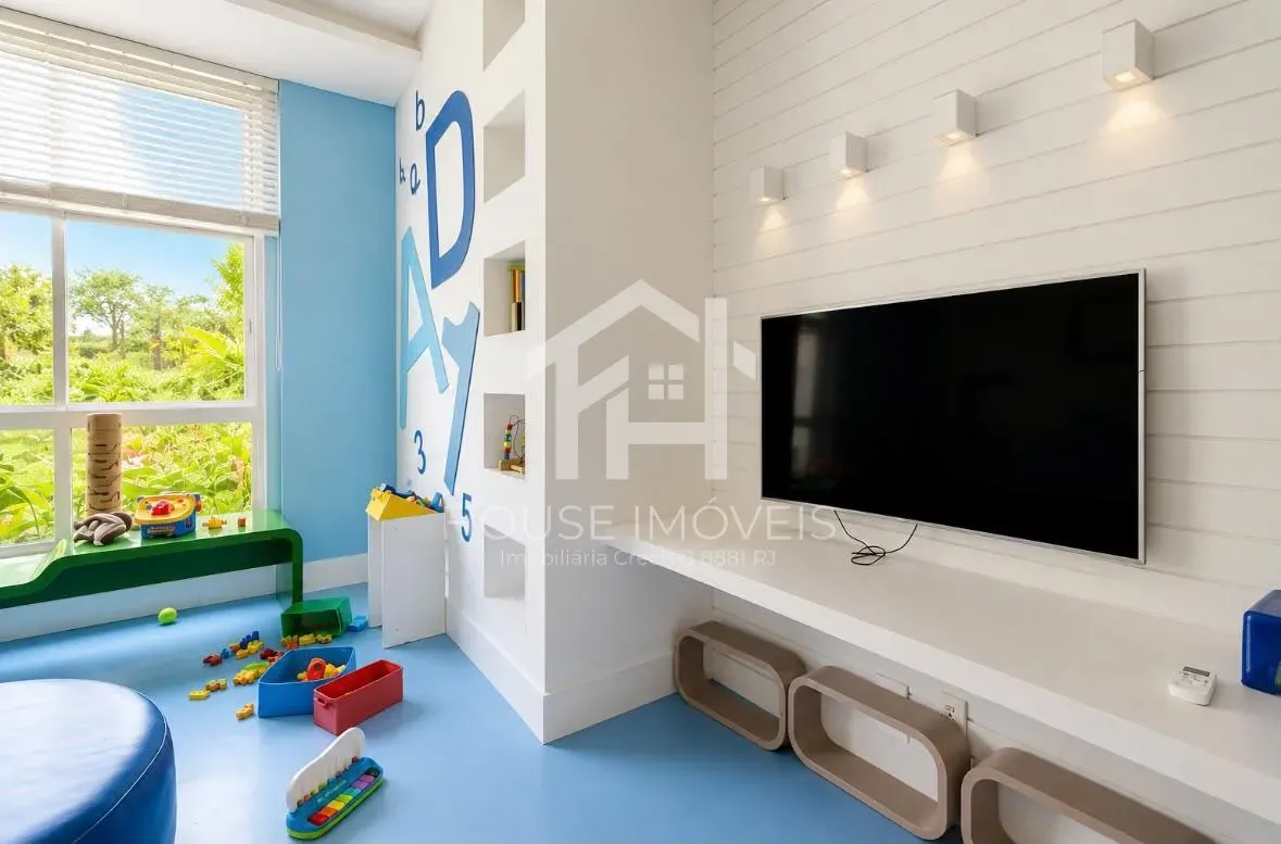 Furnished 3-bedroom apartment with 3 bathrooms — photo 40
