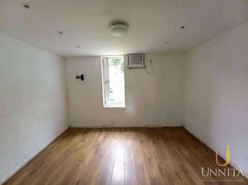 Вид на горы и 8 спален: дом 584 м² — photo 9