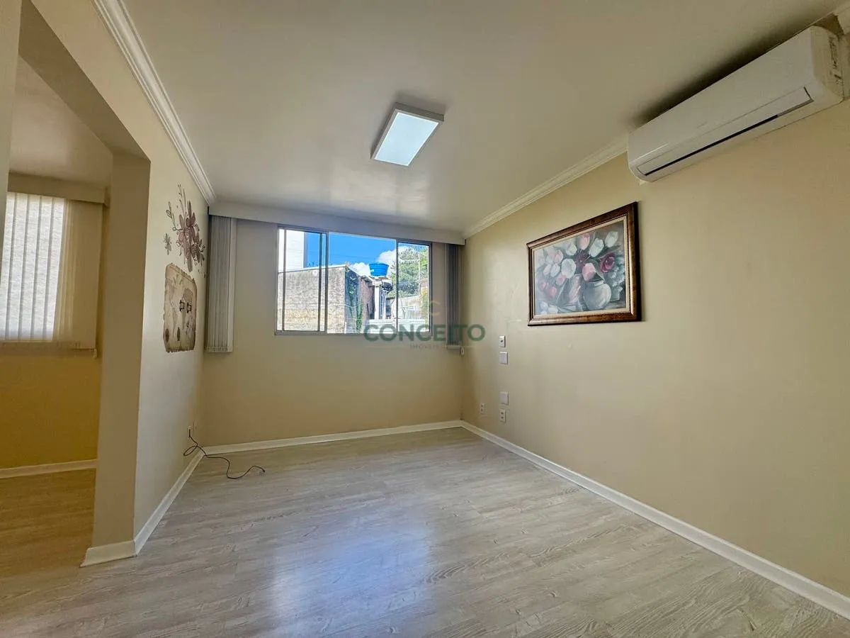 2-bedroom apartment in a building with a gym — photo 6
