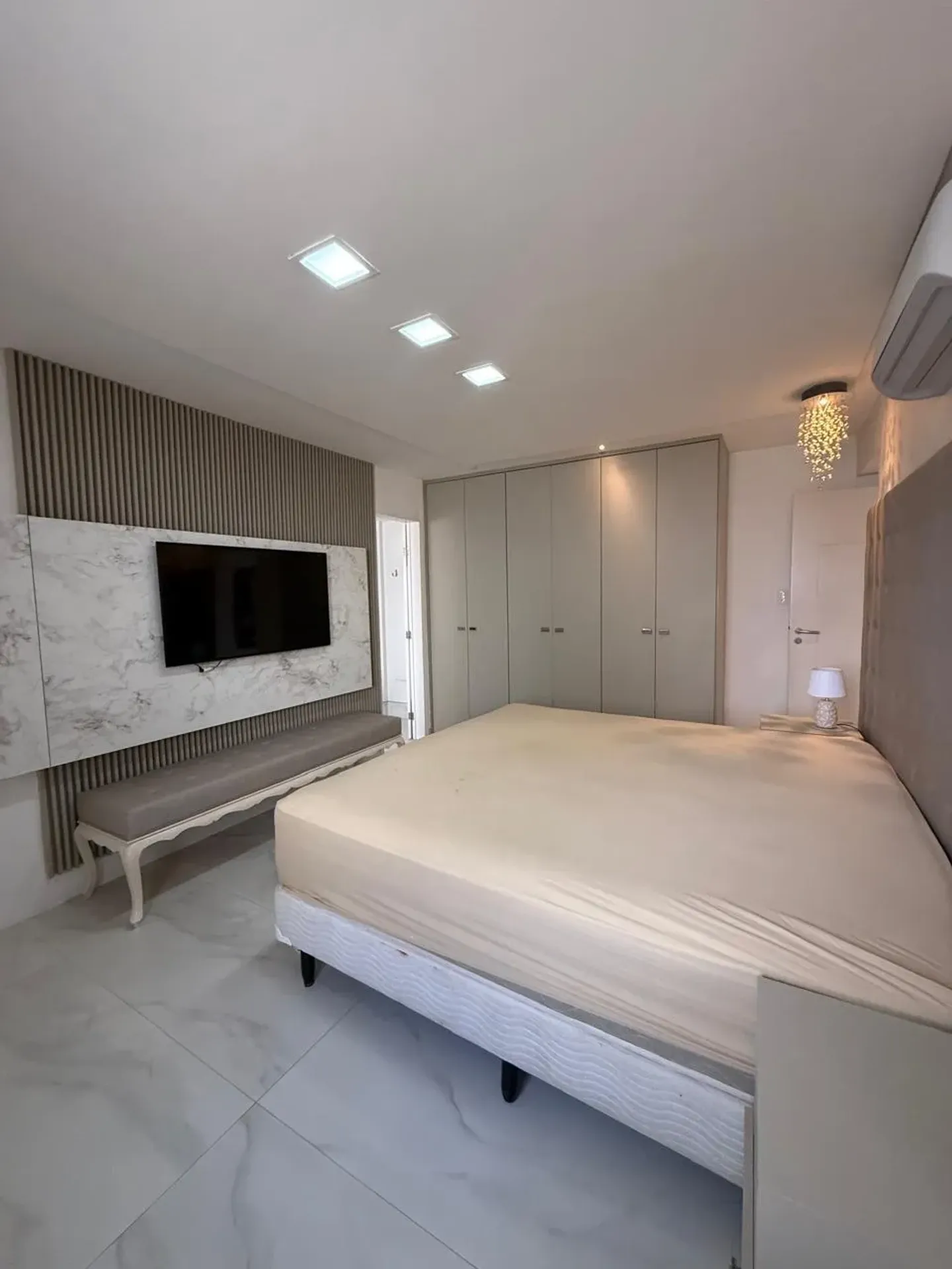 Власне барбекю та 4 спальні: квартира 195 м² — photo 20