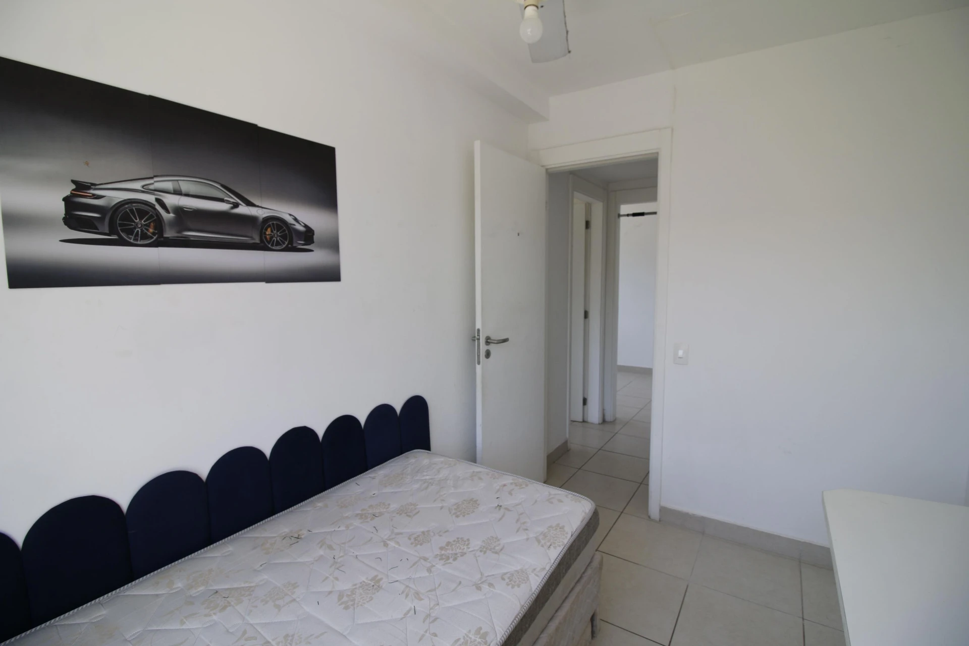 3-bedroom apartment in a building with a gym — photo 14