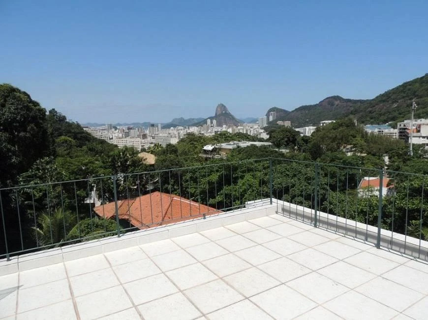 Casa mobiliada com 4 quartos e 2 suítes — photo 2
