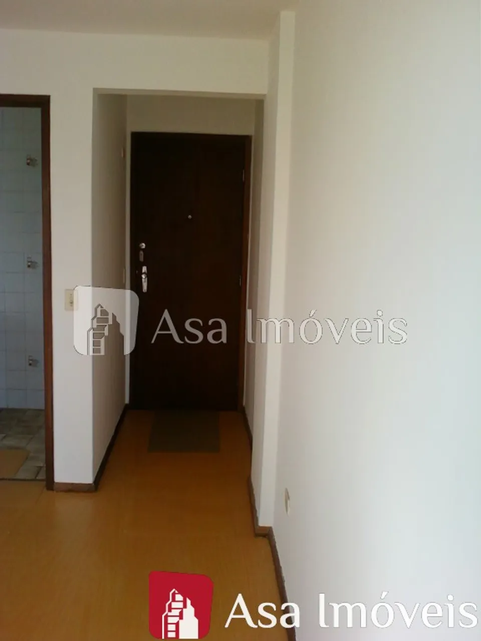 Apartamento de 1 dormitório com cozinha fechada e 42 m² — photo 6