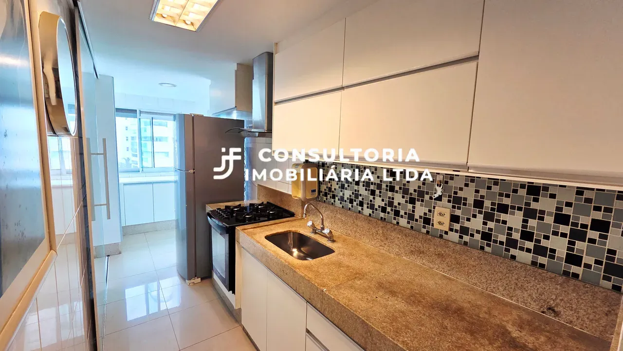 3-bedroom apartment in a building with a sauna — photo 2