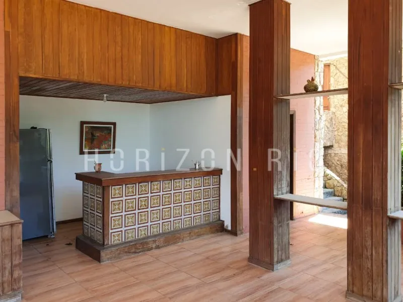 Furnished house, 800 m², with a bathtub — photo 65
