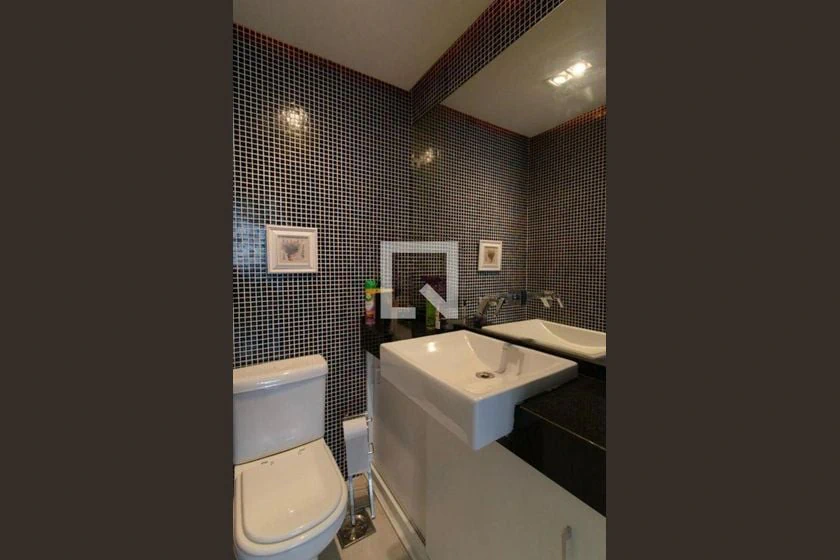3-bedroom apartment with a home office — photo 27