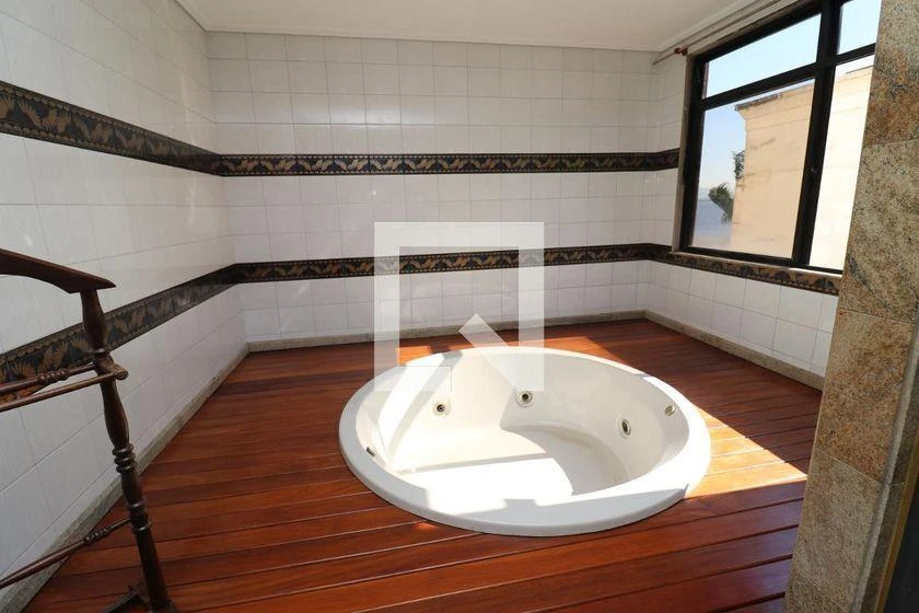4-bedroom apartment with 350 m² and 4 parking spots — photo 50