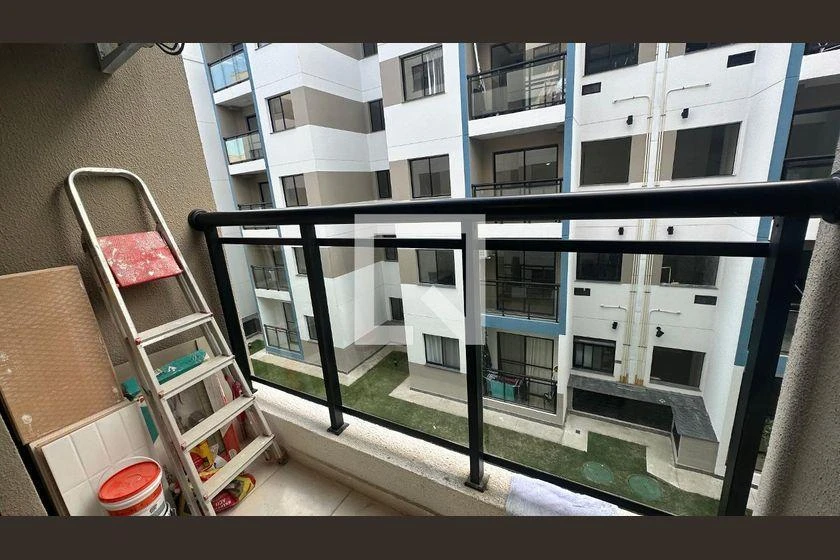 2-bedroom apartment in a building with a gym — photo 15