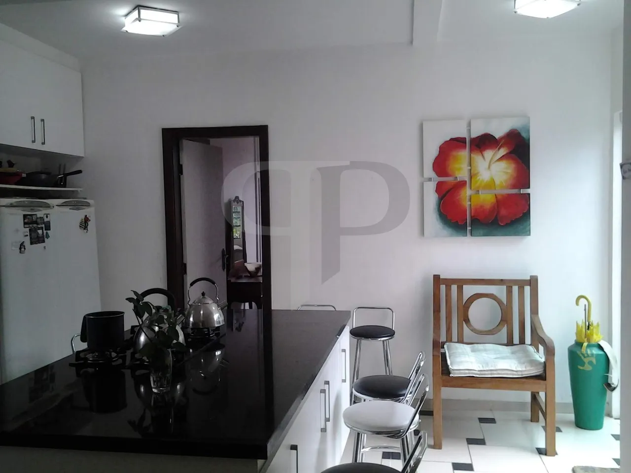 780 m² house with 4 bedrooms and 3 en-suite baths — photo 9