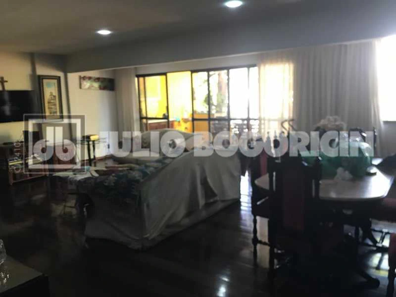 Furnished 167 m² apartment with 3 bedrooms and balcony — photo 12