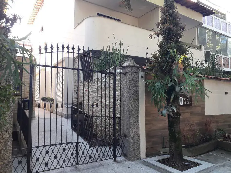 Condo house with 3 bedrooms, 5 bathrooms and 3 parking spots — photo 2
