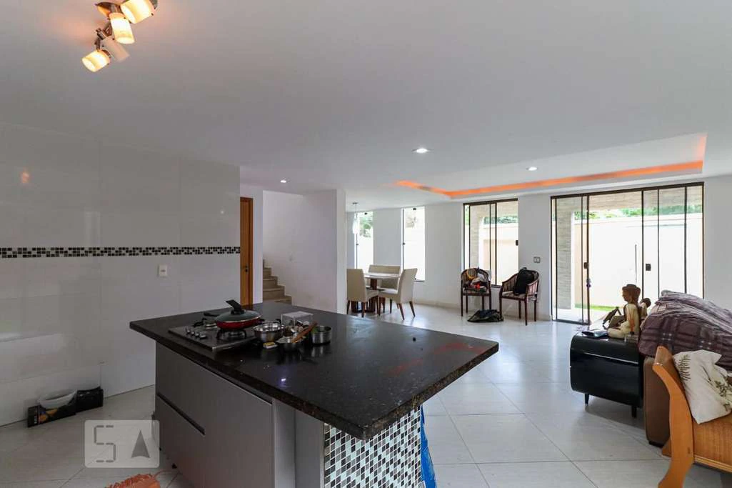 Casa mobiliada de 250 m² com 4 quartos e churrasqueira na varanda — photo 11