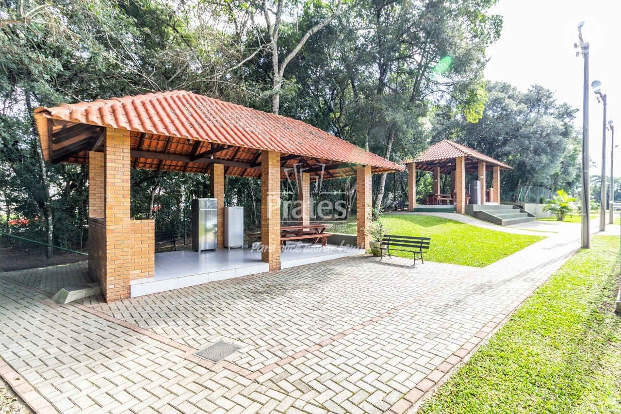 Closed-condo house with 4 bedrooms and 306 m² — photo 18