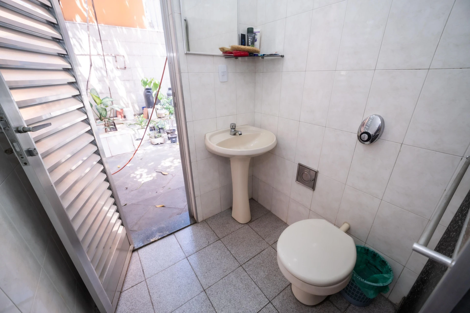Furnished house, 449 m², with a jacuzzi — photo 122
