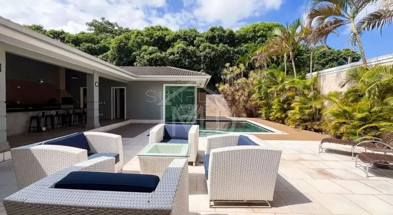 House with 4 suites, open-plan kitchen, 650 m² — photo 37