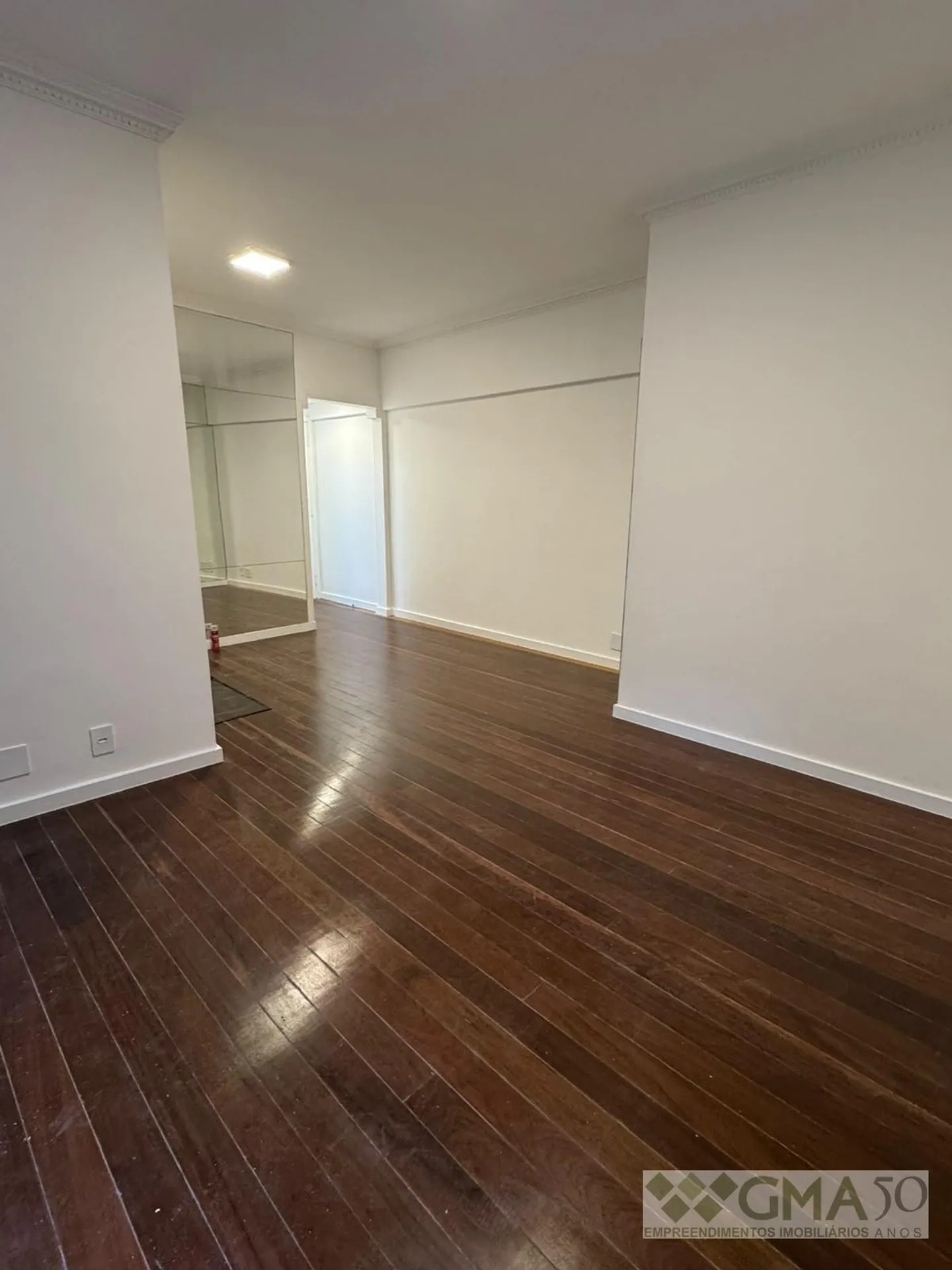 Apartment, 70 m², with wood or laminate floors — photo 26