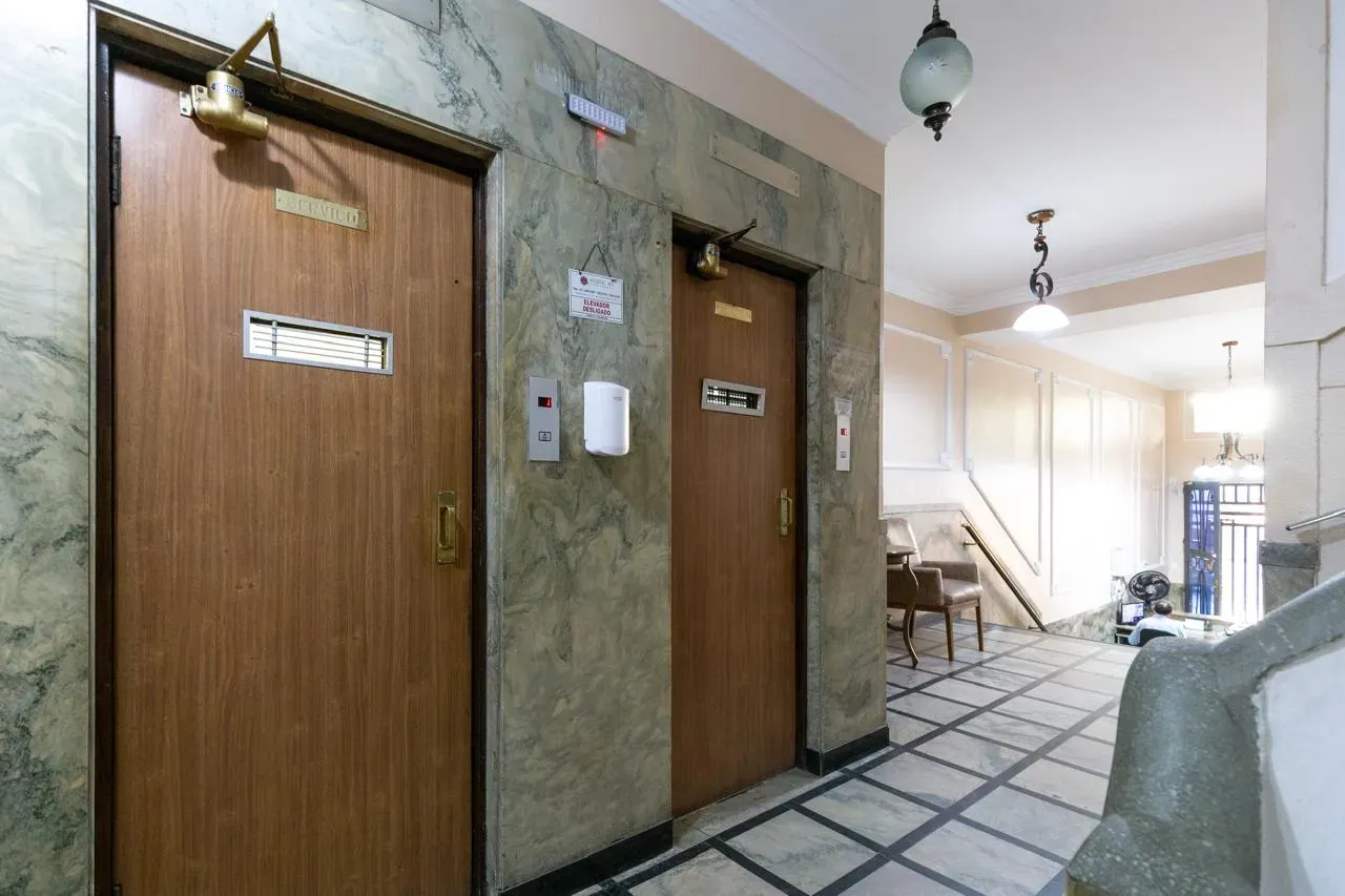 3-bedroom apartment with a suite and air conditioning — photo 15