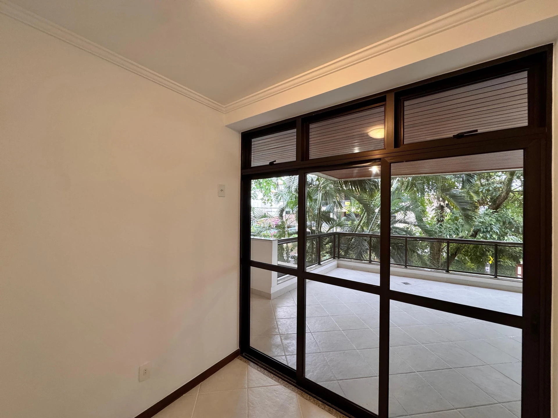 Apartamento para alugar com 3 quartos e varanda — photo 27