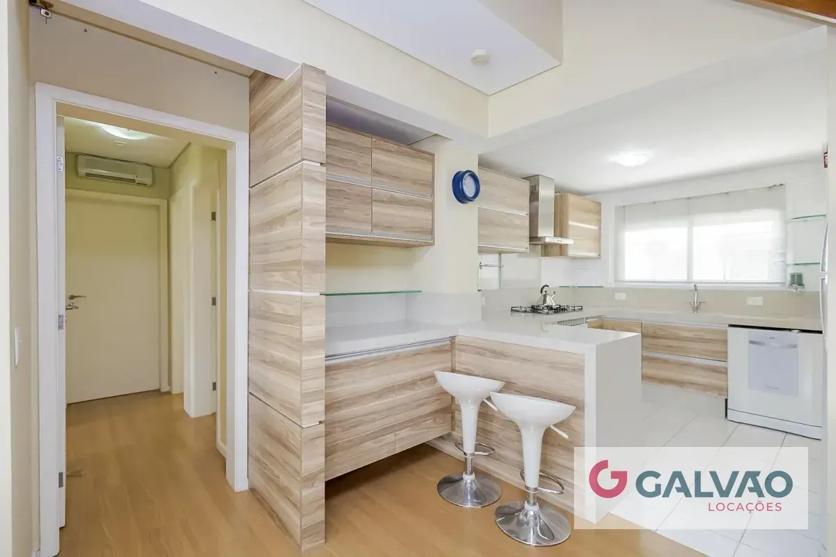 Квартира 185 м² з панорамними вікнами та заскленим балконом — photo 12