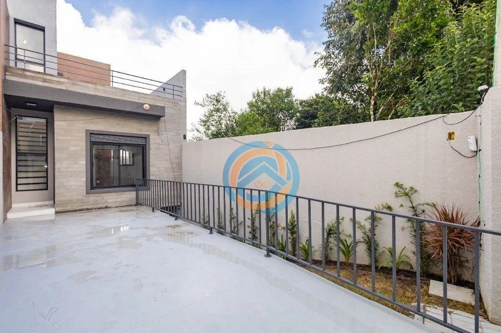 Будинок: 3 спальні, 2 з власною ванною кімнатою, 167 м² — photo 46