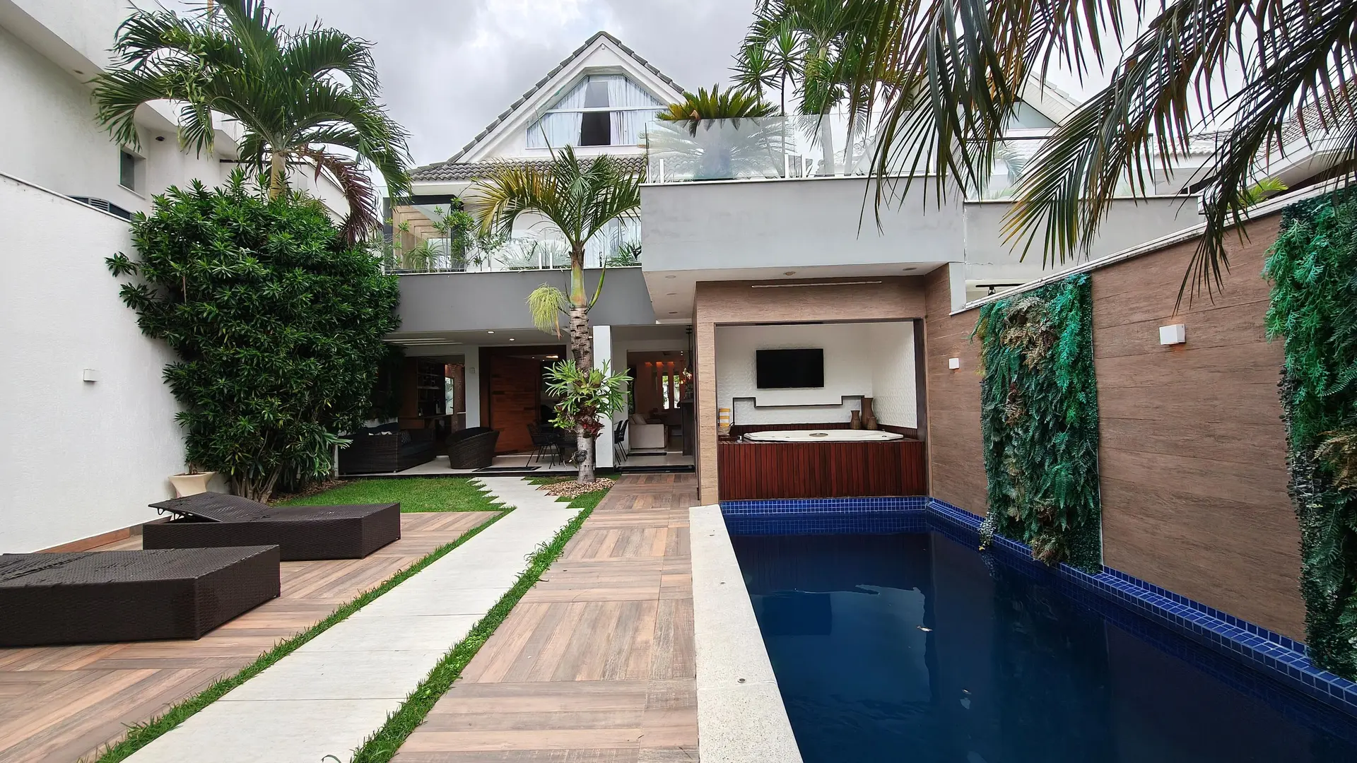 Casa mobiliada, 430 m², com banheira — photo 43
