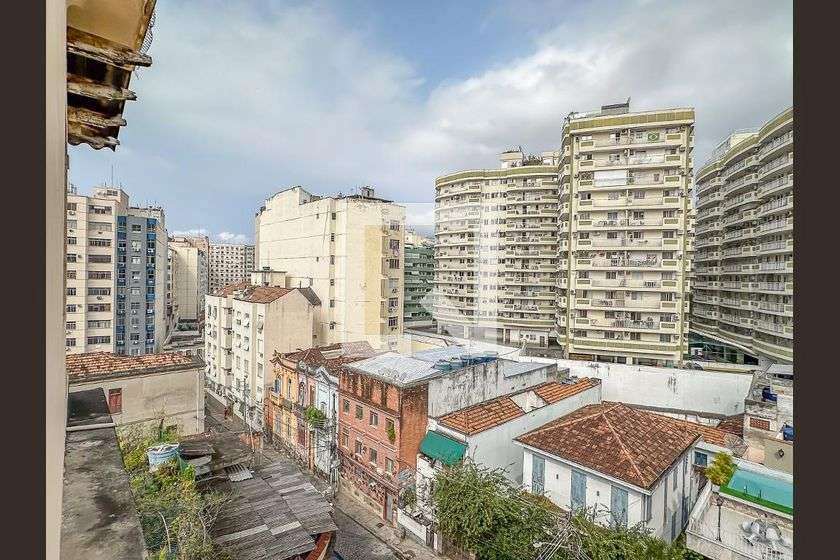 Furnished 86 m² apartment with 2 bedrooms and balcony — photo 15