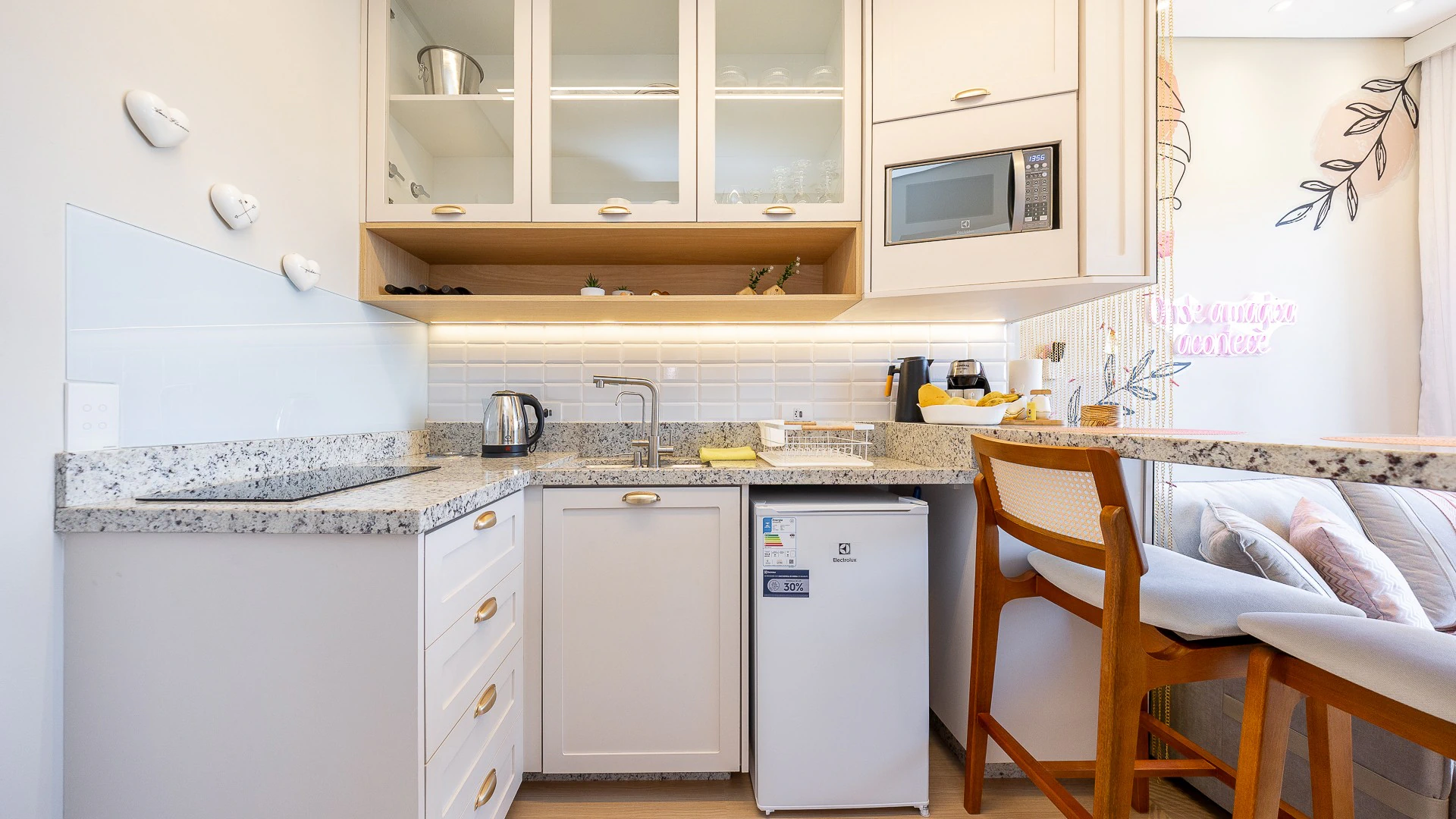 1-bedroom apartment with open-plan kitchen and 1 parking — photo 2