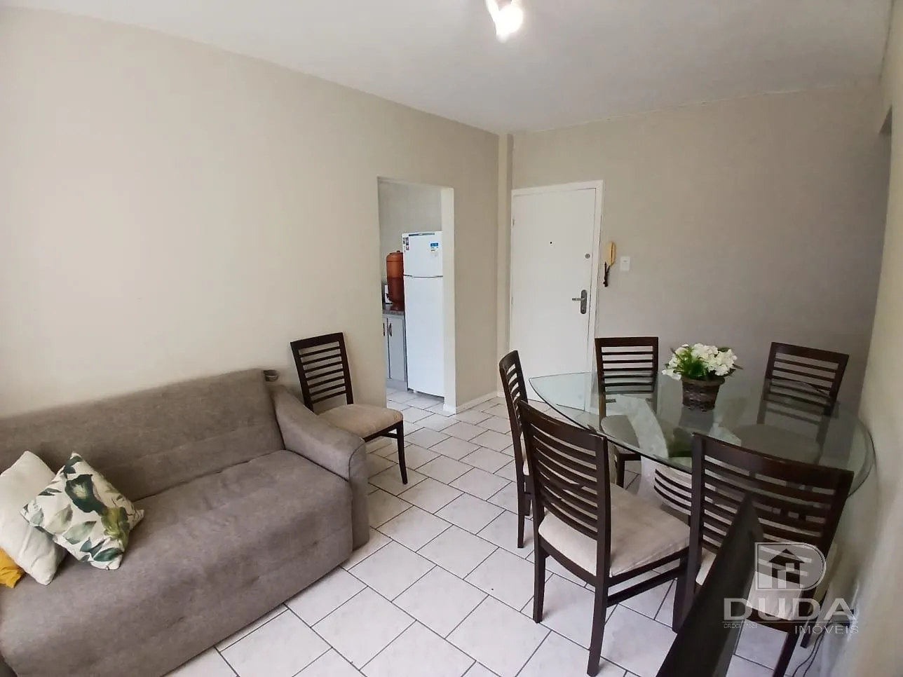 2-bedroom apartment with a washing machine in Florianópolis — photo 29