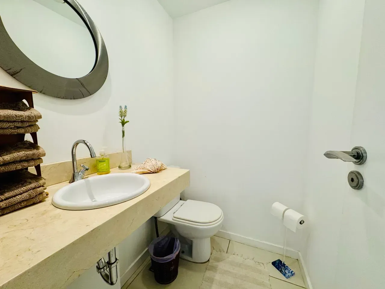 227 m² apartment with open-plan kitchen and balcony — photo 14