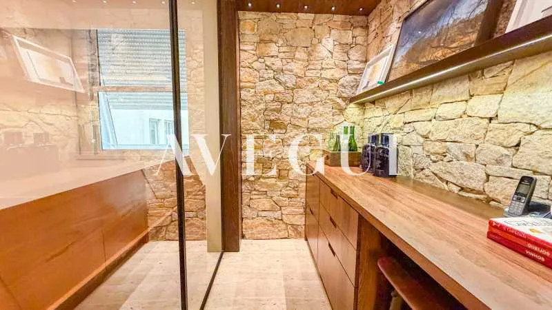 Квартира 530 м²: 4 суїти, 5 ванних і вид на воду — photo 15