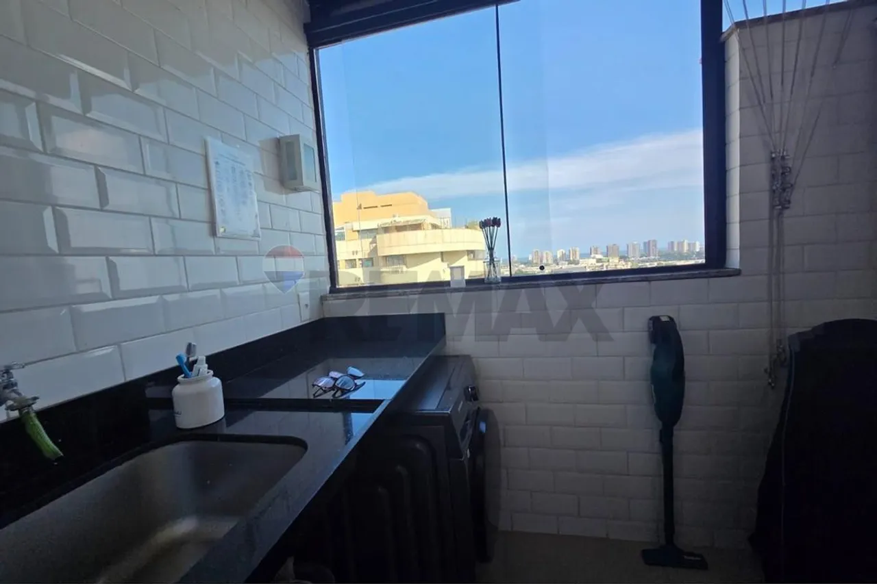 Apartment with an American-style kitchen and 2 parking | 133 m² — photo 14