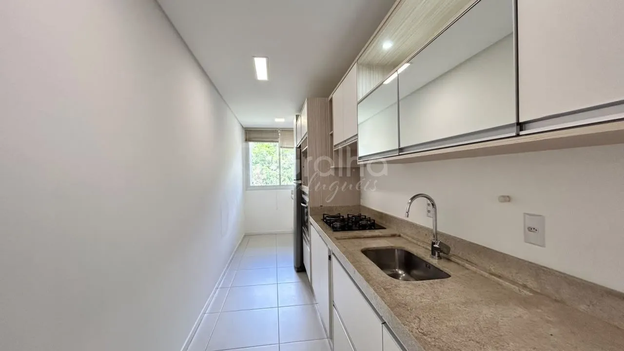 Furnished apartment, 119 m², with floor-to-ceiling windows — photo 33