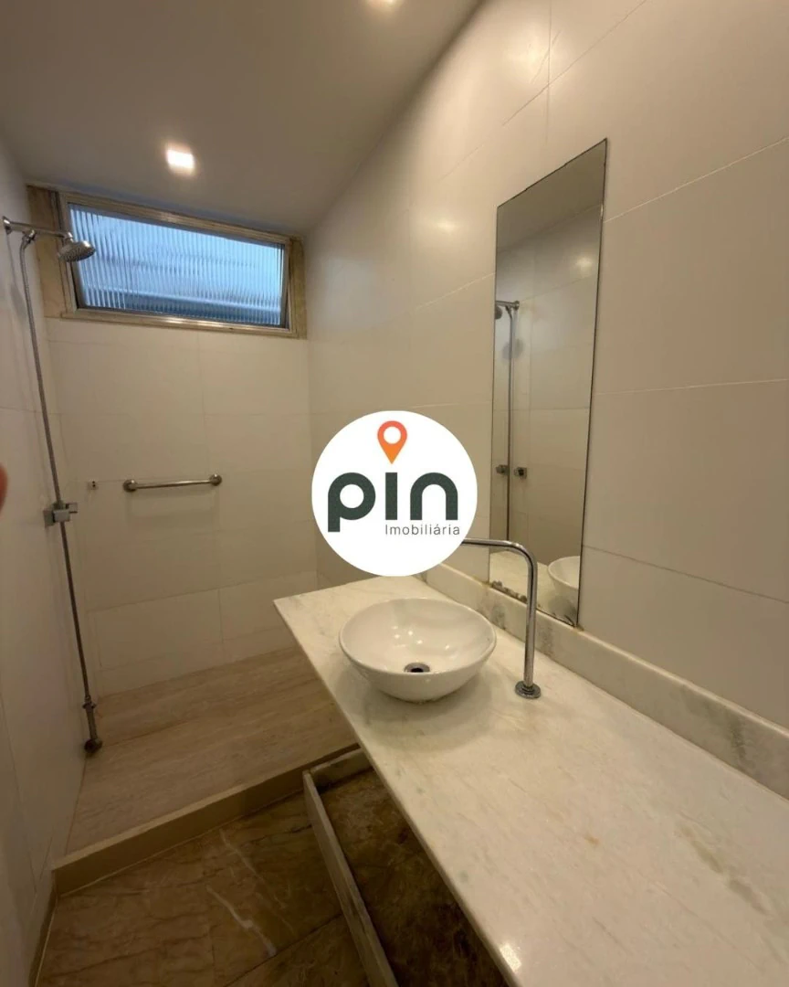 Apartamento mobiliado com cozinha fechada e fogão a gás — photo 26