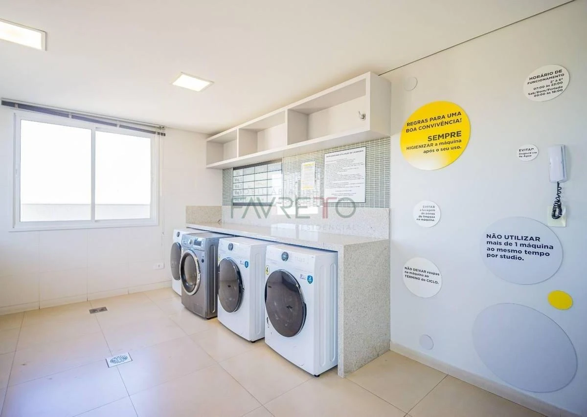 Furnished apartment, 32 m², with a glass-enclosed balcony — photo 14