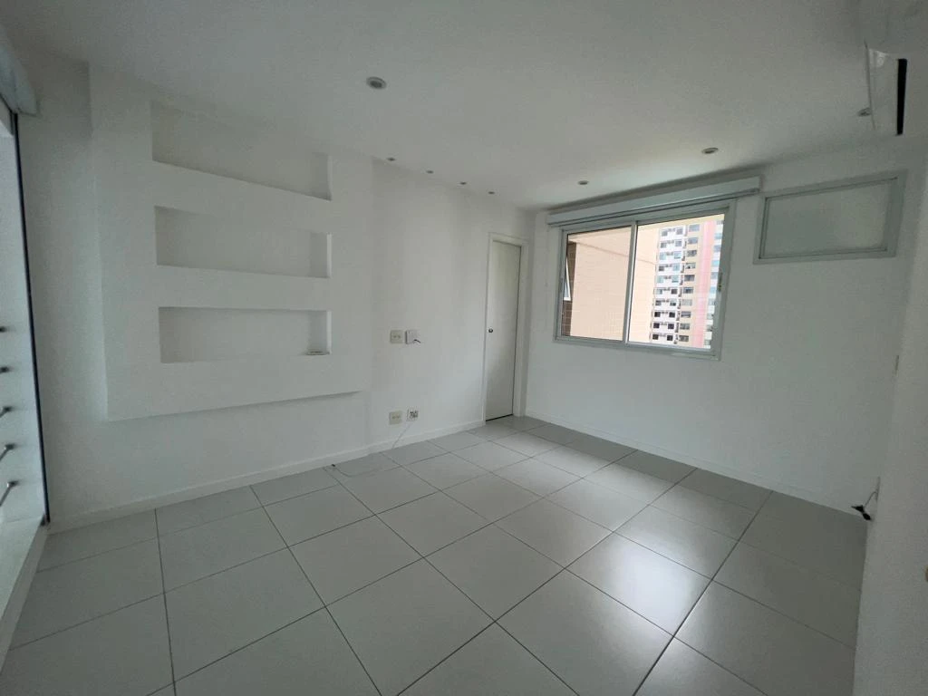 144 m² duplex with 4 bedrooms and 5 bathrooms — photo 4