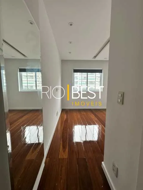3-bedroom apartment with a jacuzzi — photo 18