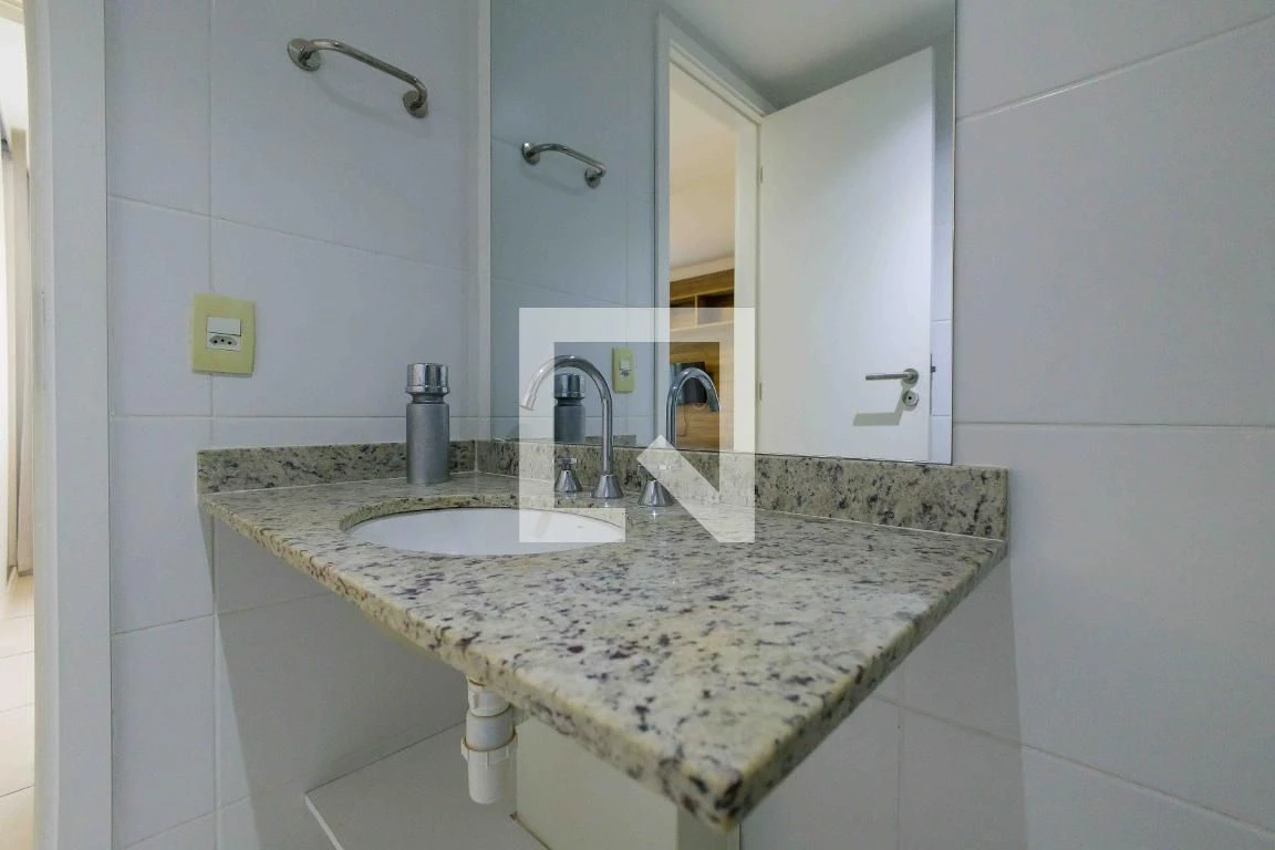 2-bedroom apartment with a private BBQ — photo 38