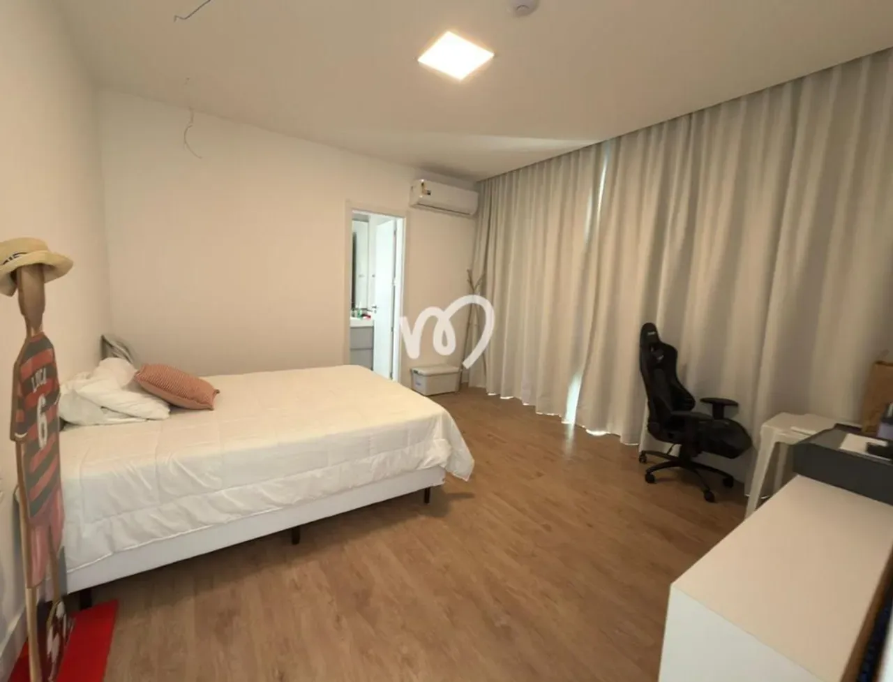 Furnished house with 5 bedrooms and an open kitchen — photo 43