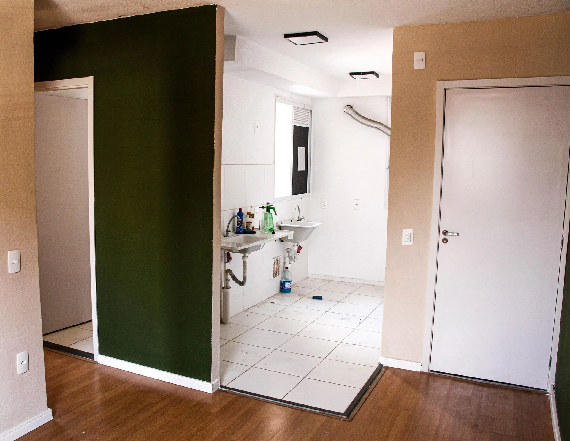 Apartamento com piso de madeira ou laminado, Guaratiba — photo 12