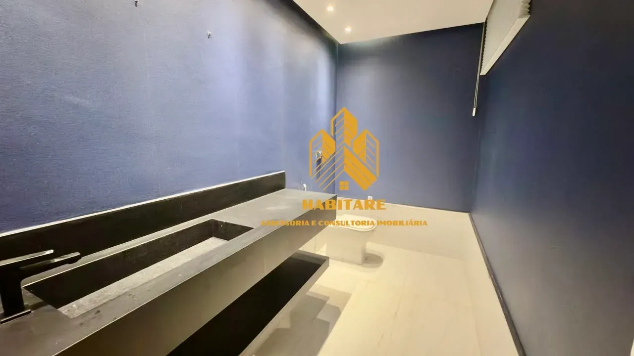 465 m² apartment with a water view and a bathtub — photo 10