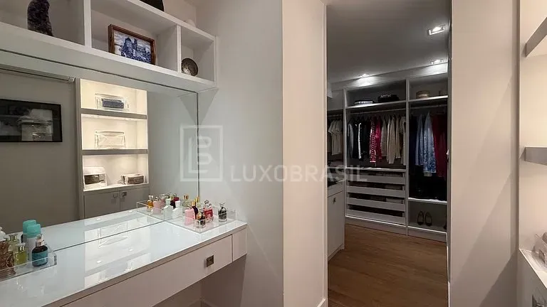 Furnished 2-bedroom apartment with balcony and BBQ grill — photo 18
