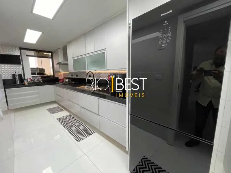 Furnished 4-bedroom apartment with 5 bathrooms — photo 14