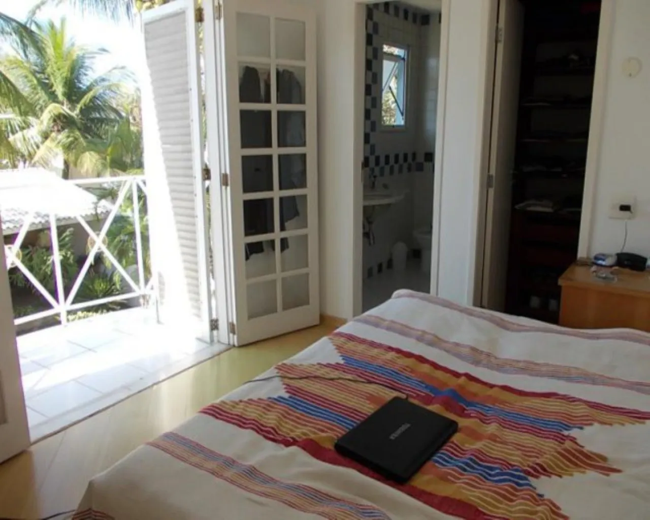 Condo house with 5 bedrooms and separate kitchen — photo 9