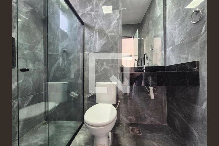 House, 400 m², with a washing machine — photo 8