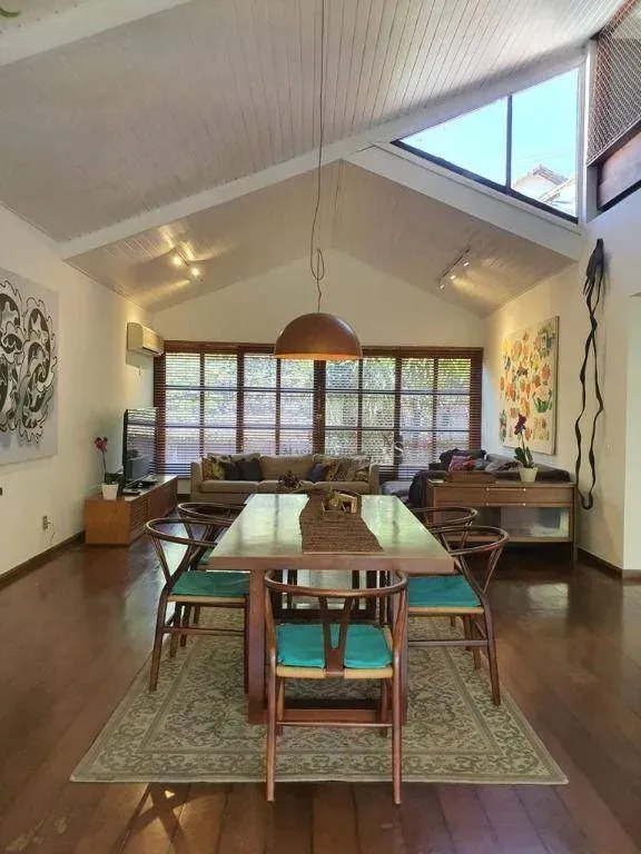 Casa com 5 quartos, 5 banheiros e 460 m² com área gourmet — photo 2