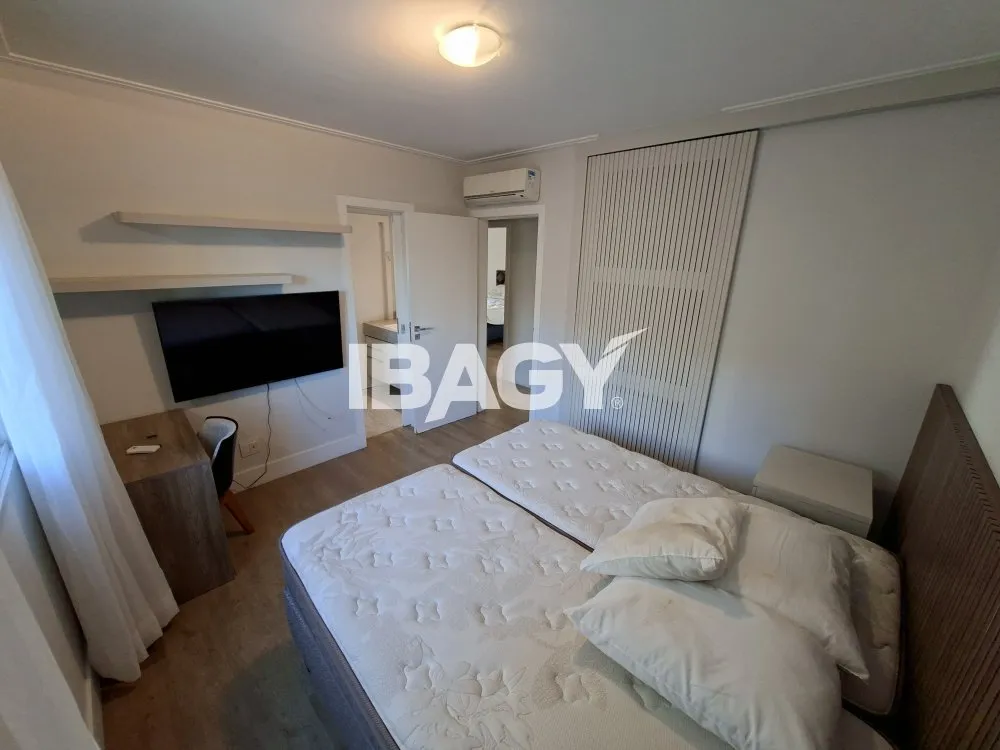 Apartamento amueblado de 3 dormitorios con barbacoa en balcón — photo 36