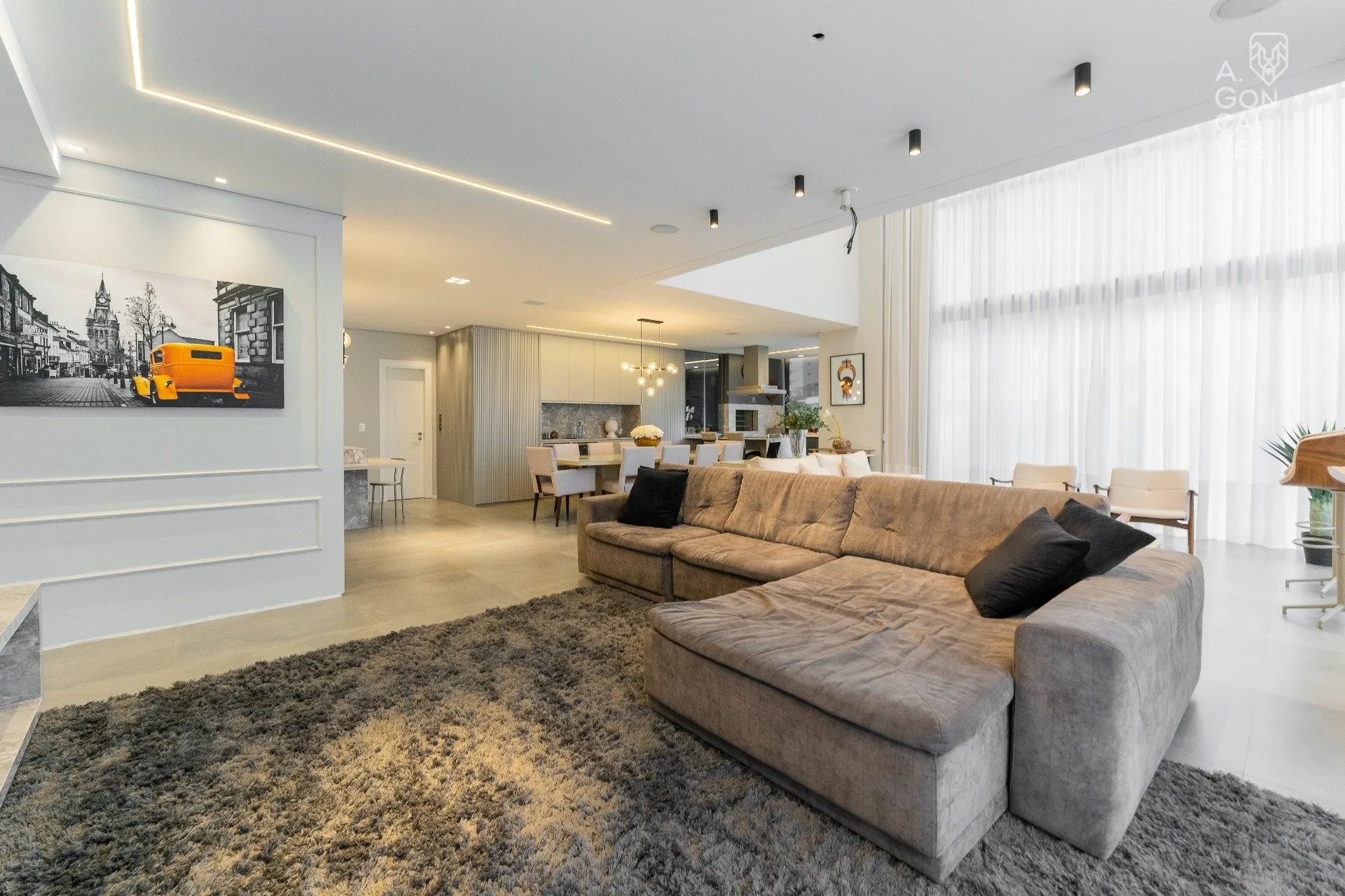 Furnished apartment with 3 bedrooms and open-plan kitchen — photo 21